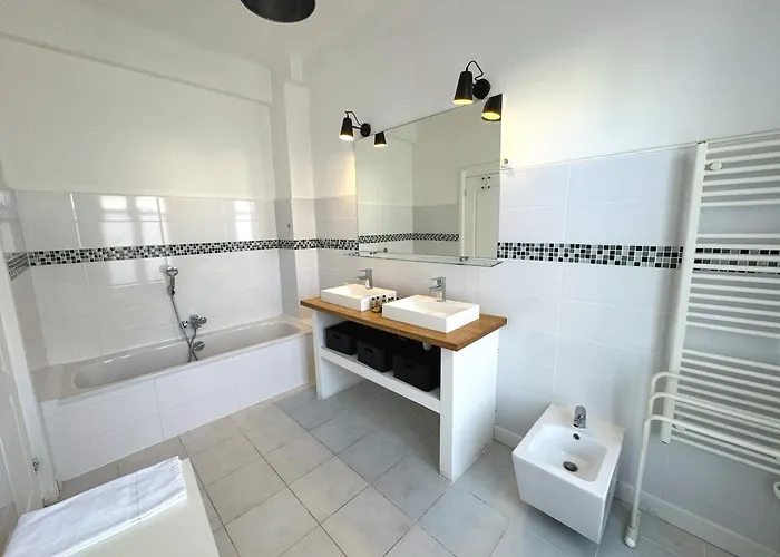 Panoramic Sea Front Cote D Azur Nizza